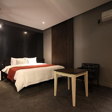 The Club Hotel Seomyeon Busan Exterior photo